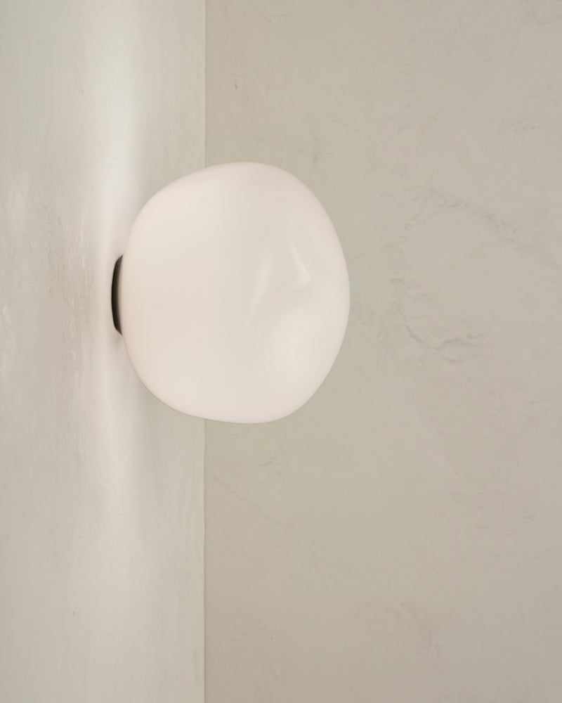 Lacuna Sconce - Medium