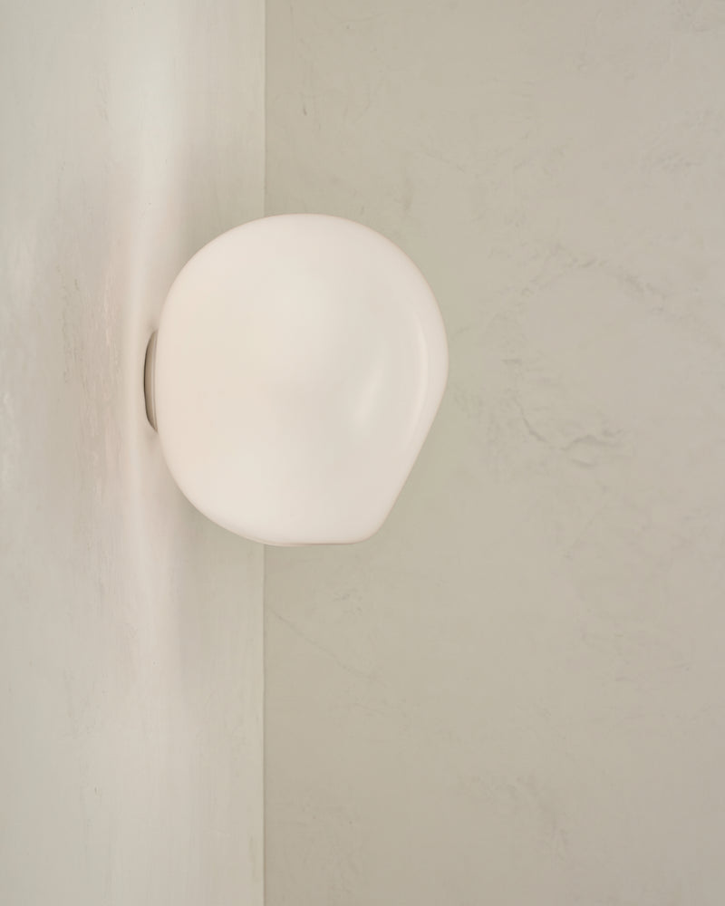 Lacuna Sconce - Medium