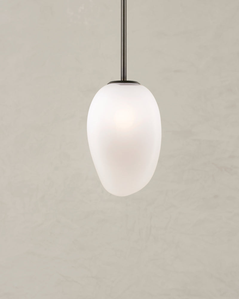 Lacuna Oval Pendant - Medium