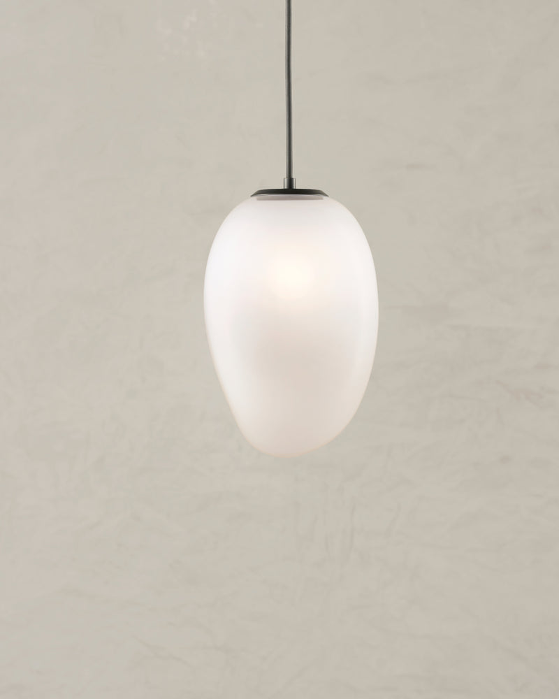 Lacuna Oval Pendant - Medium